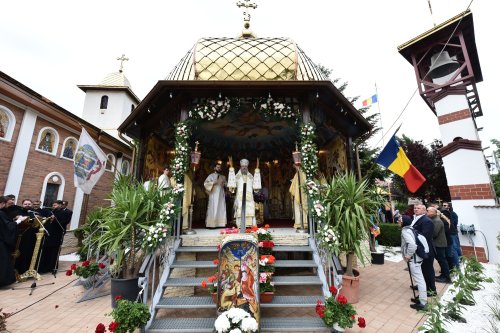 Haina sfinţeniei pentru o biserică înnoită din județul Ilfov Poza 295367
