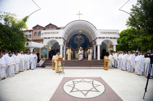 Binecuvântarea sfinților la Mănăstirea Pantocrator Poza 295873