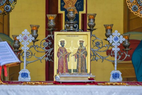 Programul hramului istoric al Catedralei Patriarhale, „Sfinții Împărați Constantin și Elena” (20-21 mai 2024) Poza 295773