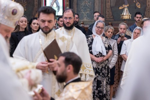 Duminica Mironosițelor la Catedrala Patriarhală din București Poza 295945