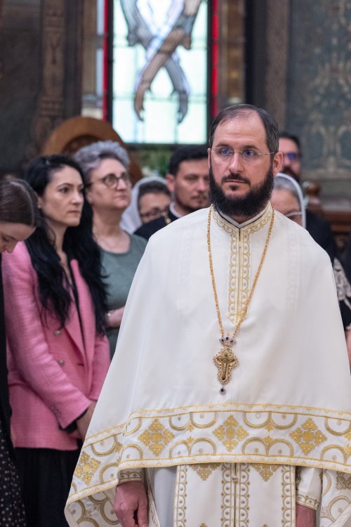 Duminica Mironosițelor la Catedrala Patriarhală din București Poza 295954