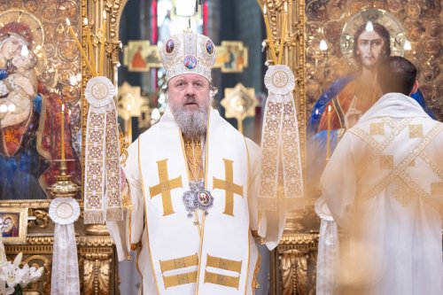 Duminica Mironosițelor la Catedrala Patriarhală din București Poza 295968