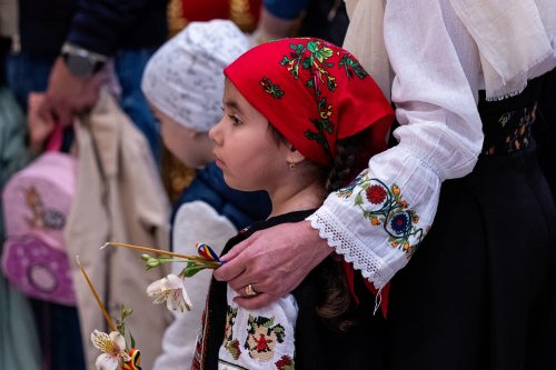 Duminica Mironosițelor la Catedrala Patriarhală din București Poza 295996