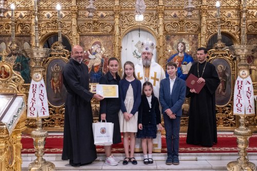 Duminica Mironosițelor la Catedrala Patriarhală din București Poza 295999