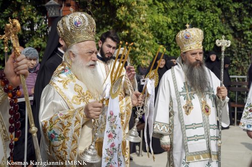 Hramul Mănăstirii Pantocrator din Drăgăneşti-Vlaşca Poza 296062