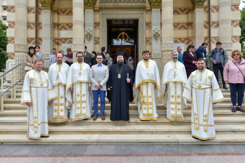 Strălucire liturgică la o biserică istorică monumentală Poza 296044