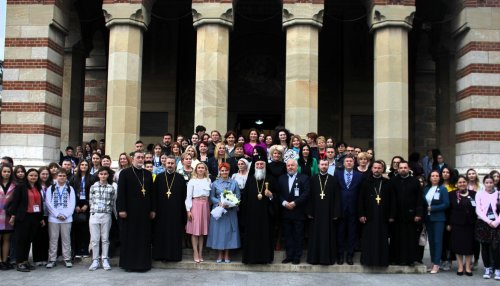 Olimpiada naţională „Cultură și spiritualitate românească” la Craiova Poza 296127