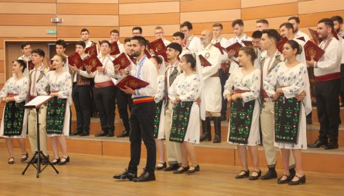 Olimpiada naţională „Cultură și spiritualitate românească” la Craiova Poza 296134