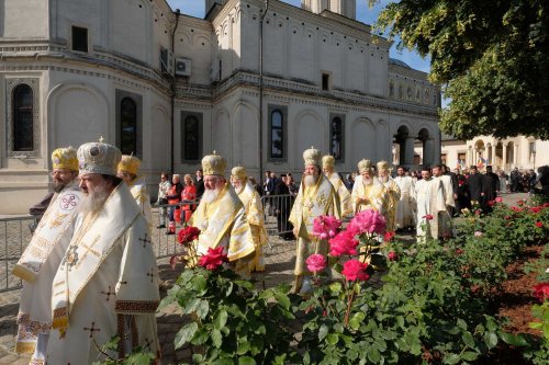 Catedrala Patriarhală și-a sărbătorit hramul istoric Poza 296512