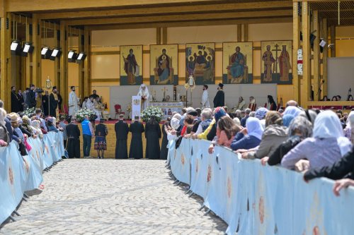 Catedrala Patriarhală și-a sărbătorit hramul istoric Poza 296601