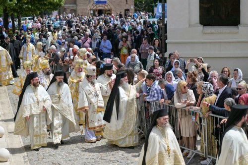 Catedrala Patriarhală și-a sărbătorit hramul istoric Poza 296613