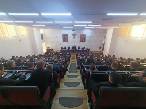 Conferință preoțească de primăvară în protopopiatele Cluj I și Cluj II  Poza 296868