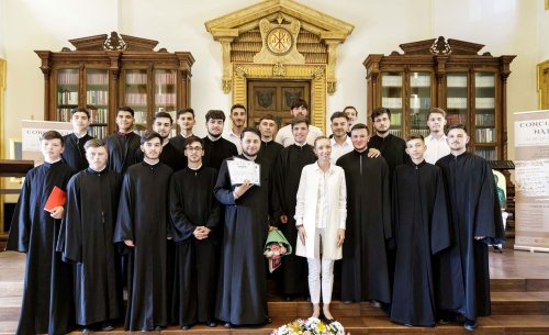 Concurs Național de Muzică Psaltică pentru Seminarii Teologice la Iași Poza 297018