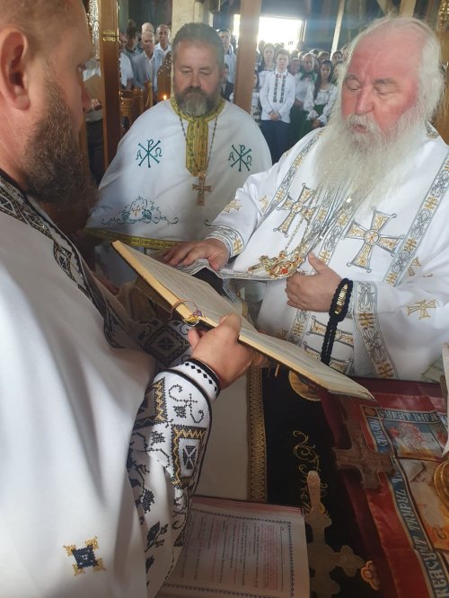 Un nou slujitor pentru comunitatea de ucraineni din Banat Poza 297273