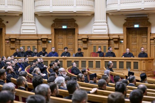 Conferință clericală semestrială la Palatul Patriarhiei Poza 298275