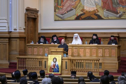 Conferință clericală semestrială la Palatul Patriarhiei Poza 298284