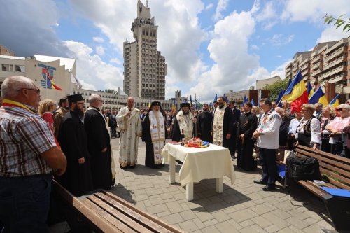 Slujire arhierească la Satu Mare la comemorarea lui Avram Iancu Poza 298209