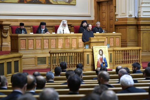 Conferință pastoral‑misionară a clericilor din Prahova la Palatul Patriarhiei Poza 298440