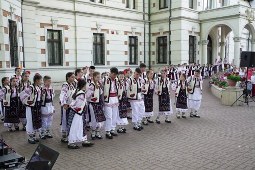 Manifestări cultural‑artistice de Ziua Copilului la Galaţi  Poza 298360