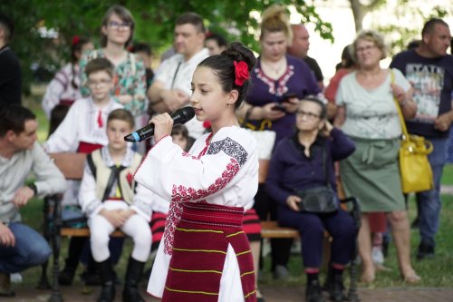 Manifestări cultural‑artistice de Ziua Copilului la Galaţi  Poza 298371