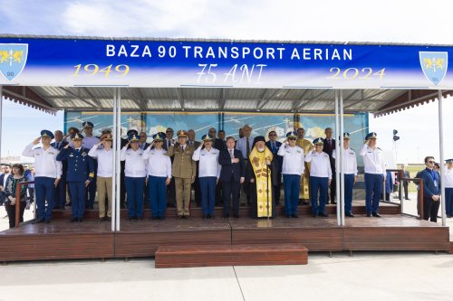 Eveniment aniversar la Baza 90 Transport Aerian  Poza 298524