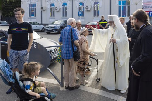 Patriarhul României a votat la alegerile locale şi europarlamentare Poza 298841