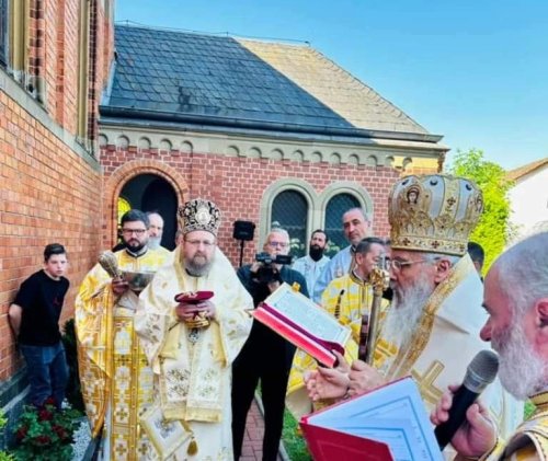 Biserică românească sfințită în Bad Windsheim-Uffenheim, Germania Poza 299119