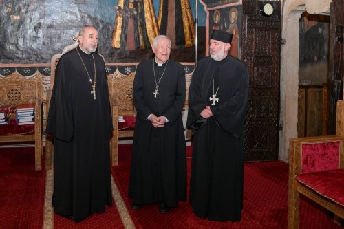 Episcop romano-catolic emerit de Padova în vizită la Patriarhia Română Poza 299200