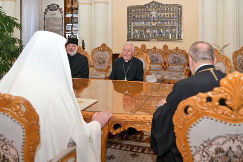 Episcop romano-catolic emerit de Padova în vizită la Patriarhia Română Poza 299209