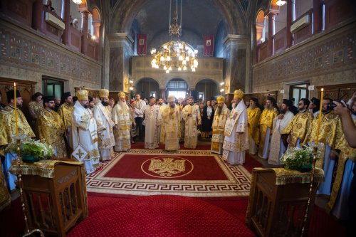 Hram și aniversare în Episcopia Daciei Felix Poza 299391