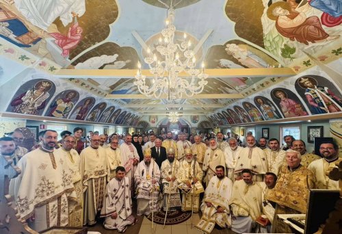Moment festiv în Episcopia Ortodoxă Română a Canadei Poza 299186