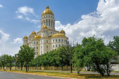 Catedrala dedicată memoriei eroilor români, la ceas de prăznuire