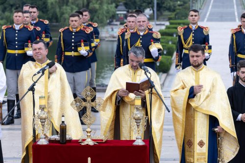 Ceremonie militară dedicată Zilei Eroilor în Parcul Carol 1 Poza 299412