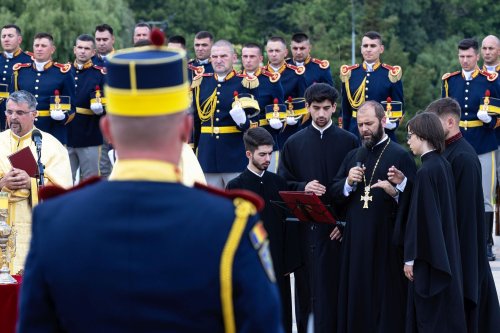 Ceremonie militară dedicată Zilei Eroilor în Parcul Carol 1 Poza 299413