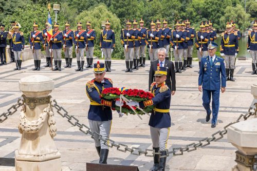 Ceremonie militară dedicată Zilei Eroilor în Parcul Carol 1 Poza 299425