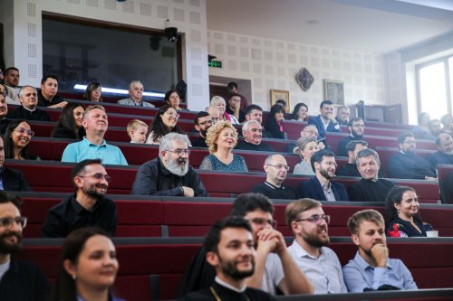 Eveniment academic dedicat părintelui profesor dr. Ioan Chirilă Poza 299301