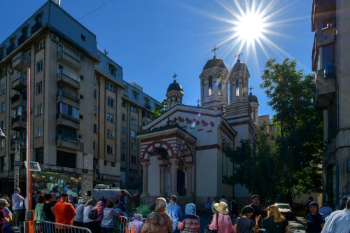 Biserica Zlătari din București a fost sfințită Poza 300058