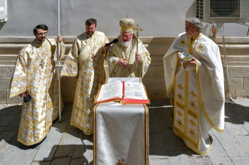 Biserica Zlătari din București a fost sfințită Poza 300089