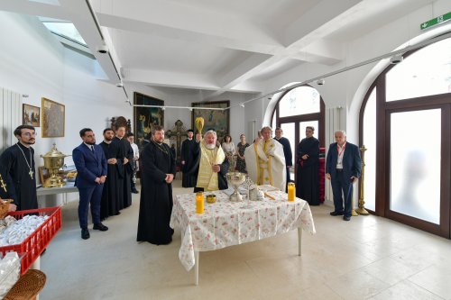 Biserica Zlătari din București a fost sfințită Poza 300141