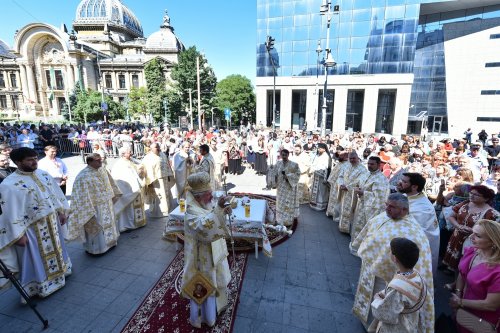 Biserica Zlătari din București a fost sfințită Poza 300172