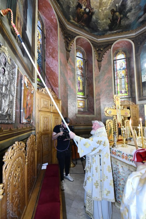 Biserica Zlătari din București a fost sfințită Poza 300188