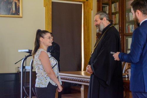 Premii pentru olimpicii la religie din Eparhia Iașilor Poza 300444