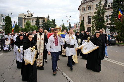 Orașul Piatra Neamț în haine de sărbătoare Poza 300704