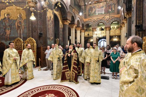 Centrul de Presă BASILICA și-a sărbătorit hramul Poza 300735