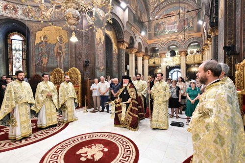 Centrul de Presă BASILICA și-a sărbătorit hramul Poza 300737