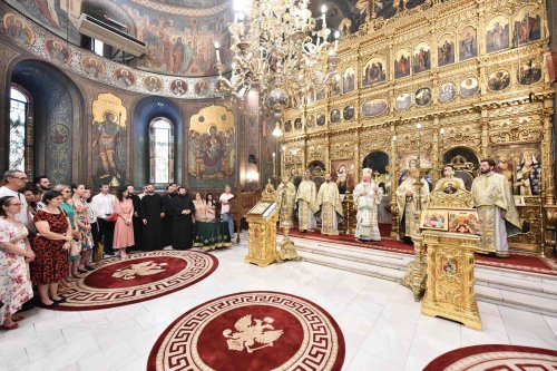 Centrul de Presă BASILICA și-a sărbătorit hramul Poza 300784