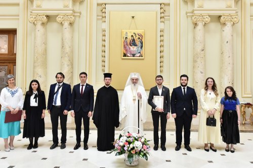 Centrul de Presă BASILICA și-a sărbătorit hramul Poza 300810