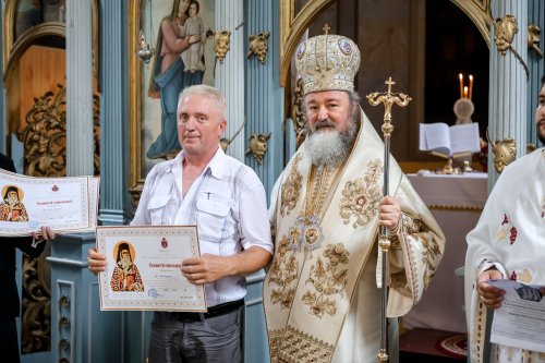 Înnoire și binecuvântare într-o parohie românească din Serbia Poza 301060