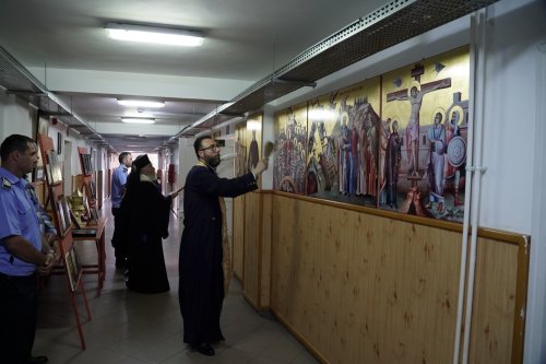 Sfințirea icoanelor capelei Centrului de detenţie Brăila-Tichileşti Poza 301140