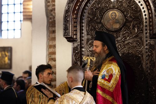 Au debutat evenimentele dedicate alegerii celui de‑al patrulea Patriarh al Bulgariei Poza 301200